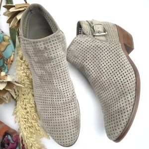 Sam Edelman Perforated Beige Ankle Boots Sz 7